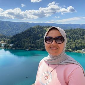 Hayat, Babysitter in Fulda