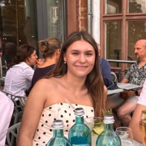 Johanna, Babysitter in Gelnhausen