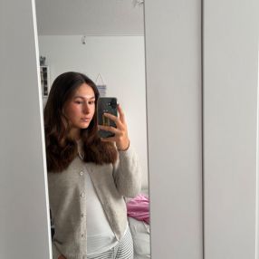 Cecilia, Babysitter in Lübeck