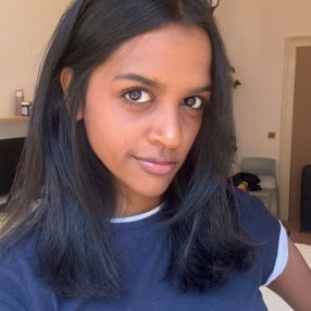 Sherine, Babysitter in Brühl