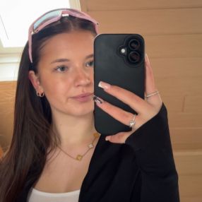 Svea, Babysitter in Neustadt an der Weinstraße