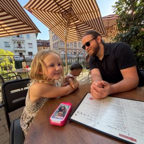 Josh, Familie in Esslingen am Neckar