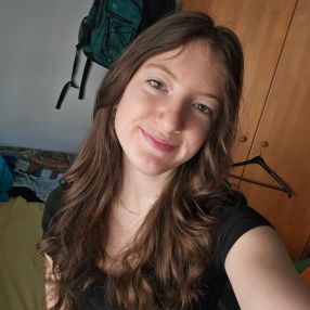 Leonie, Babysitter in Rodenbach