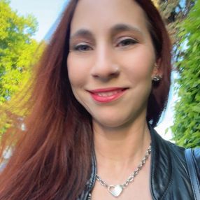 Sandra, Babysitter in Büttelborn