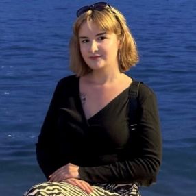 Adelina, Babysitter in Viersen