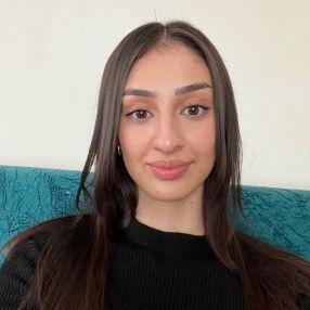 Aysel, Babysitter in Heilbronn