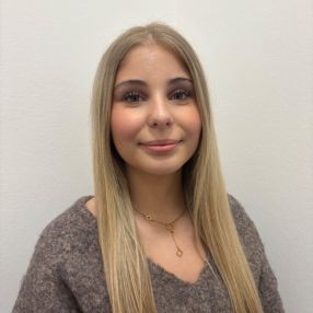 Melina, Babysitter in Stralsund