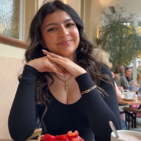 Alexa Denisa, Babysitter in Murrhardt