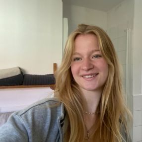 Leni, Babysitter in Kaufbeuren