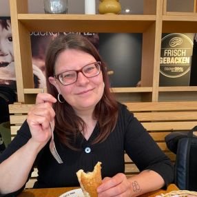 Juliane, Babysitter in Weimar