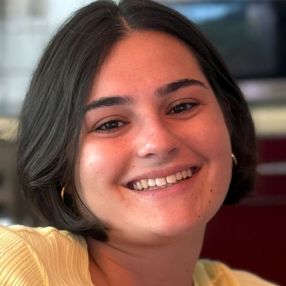 Naia, Babysitter in Leipzig
