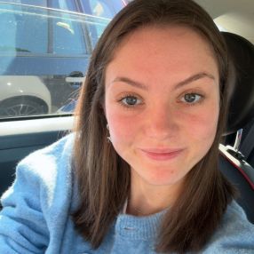 Jette, Babysitter in Koblenz