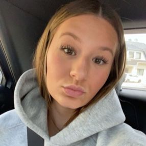 Lana, Babysitter in Erkelenz