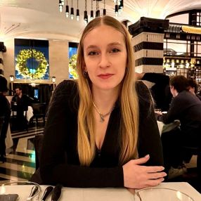 Josie, Babysitter in Steinheim an der Murr