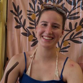 Jelena, Babysitter in Freising