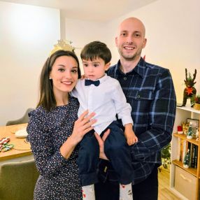 Polina, Familie in Arnstadt