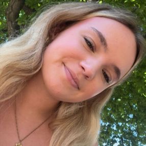 Emilia, Babysitter in Koblenz