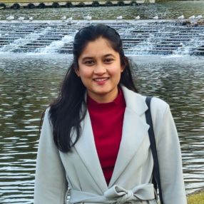 Dharati, Babysitter in Freising