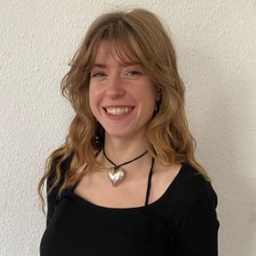 Lina, Babysitter in Leipzig