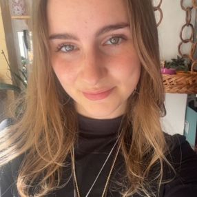 Mina, Babysitter in Leipzig