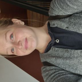 Emmi, Babysitter in Nauen