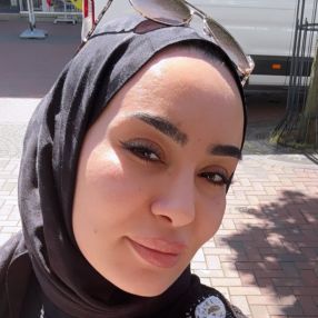 Safiye, Babysitter in Duisburg