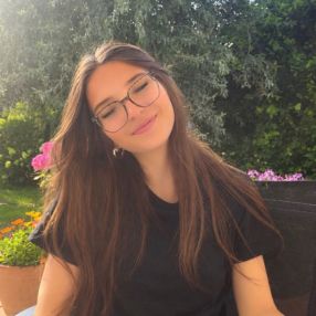 Jule, Babysitter in Geesthacht