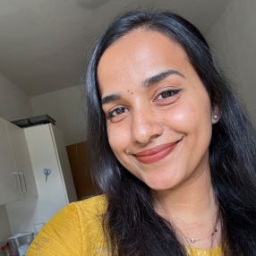 Aswini, Babysitter in Bochum