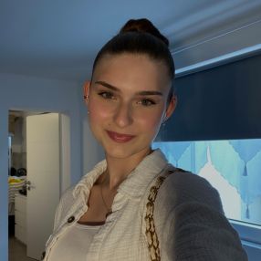 Sophia, Babysitter in Hilden