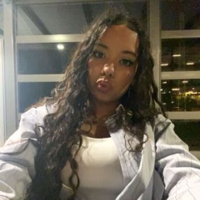 Sharine, Babysitter in Elmshorn