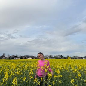 Lola, Babysitter in Kerpen