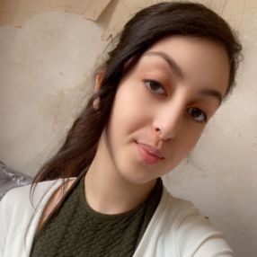Laura, Babysitter in Herford