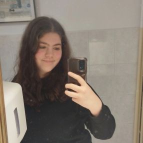 Louisa, Babysitter in Neumünster