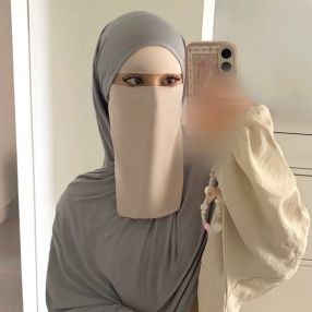 Saliha, Babysitter in Stuttgart