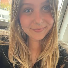 Antonia, Babysitter in Mühlacker