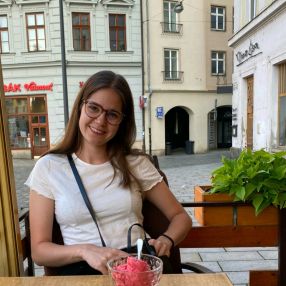 Réka, Babysitter in Augsburg