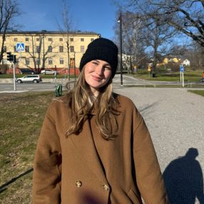 Charlotte, Babysitter in München