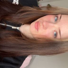 Leonie, Babysitter in Auerbach/Vogtland