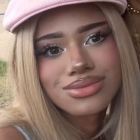 Tahira, Babysitter in Homburg