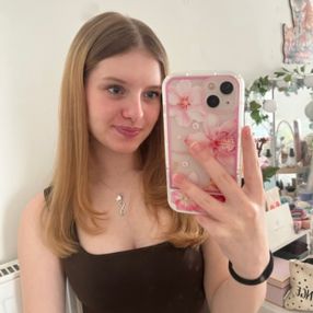 Alica, Babysitter in Hamburg