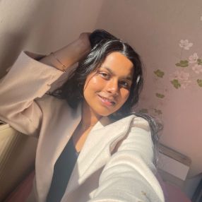 Anmariya, Babysitter in Adendorf