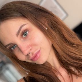 Jasmin, Babysitter in Wismar