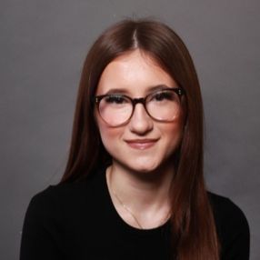 Julia, Babysitter in Emmendingen