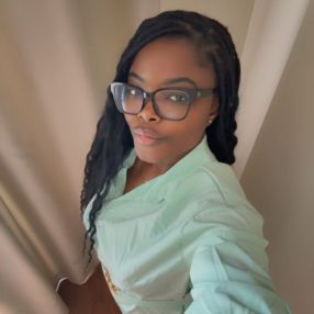 Hajarah Yetunde, Babysitter in Duisburg