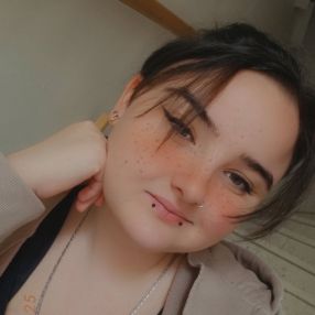 Luana, Babysitter in Geldern