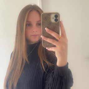 Jaqueline, Babysitter in Emden
