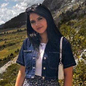 Aida, Babysitter in Friedberg