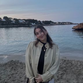Jana, Babysitter in Baunatal