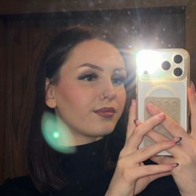 Xenia, Babysitter in Bergheim