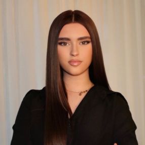 Elmira, Babysitter in Pfaffenhofen an der Ilm